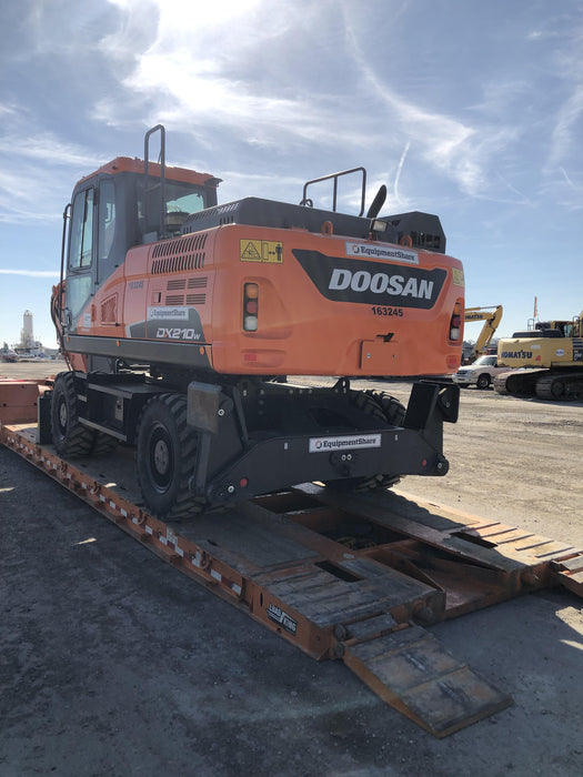 2019 Doosan DX210WE-5 Standard Wheeled Excavator, Hydraulic Quick Coupler