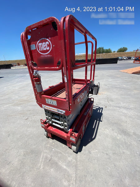 2019 MEC 1330SE MEC 1330SE w/ES Track Hardware, Full Extended 2 Year Warranty