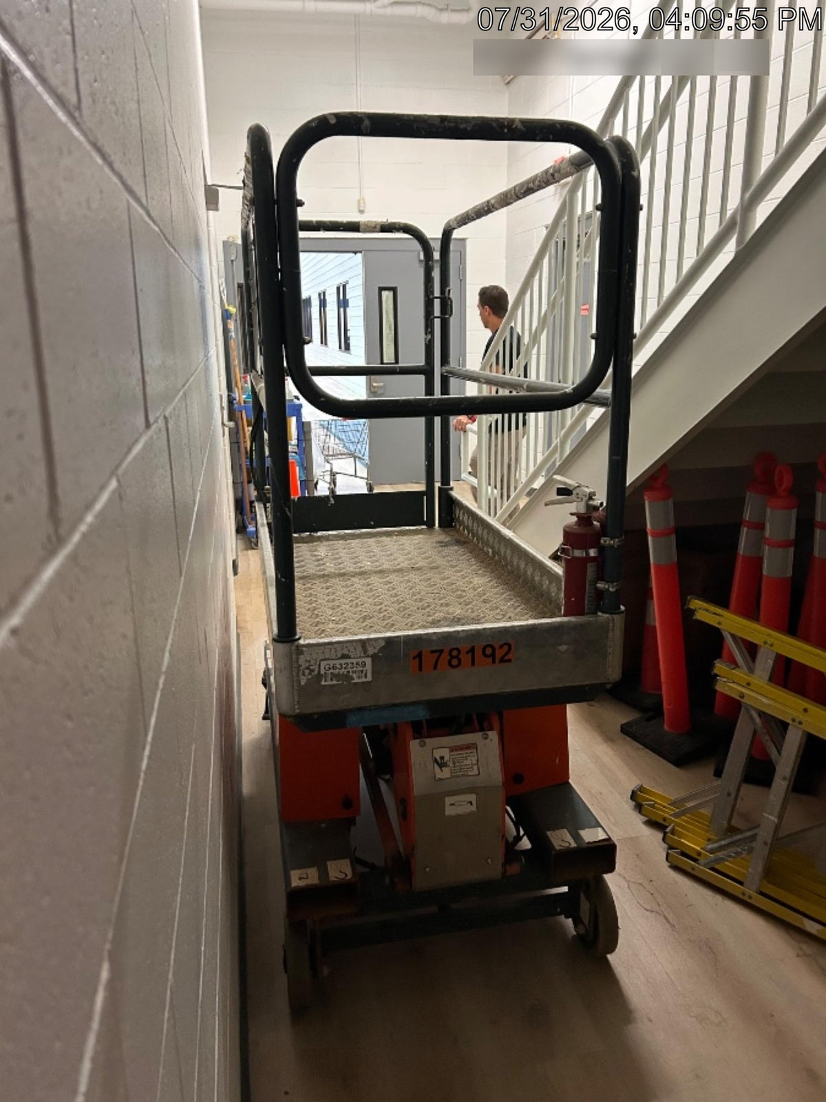 2021 JLG 1030P