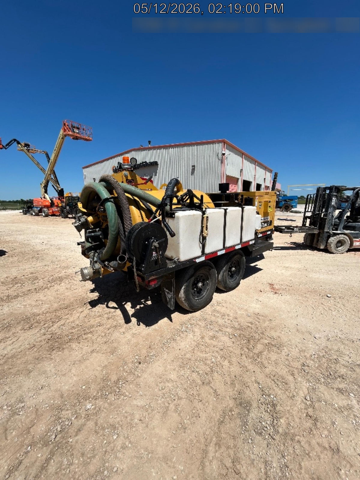 2021 VAC-TRON LP573XDT