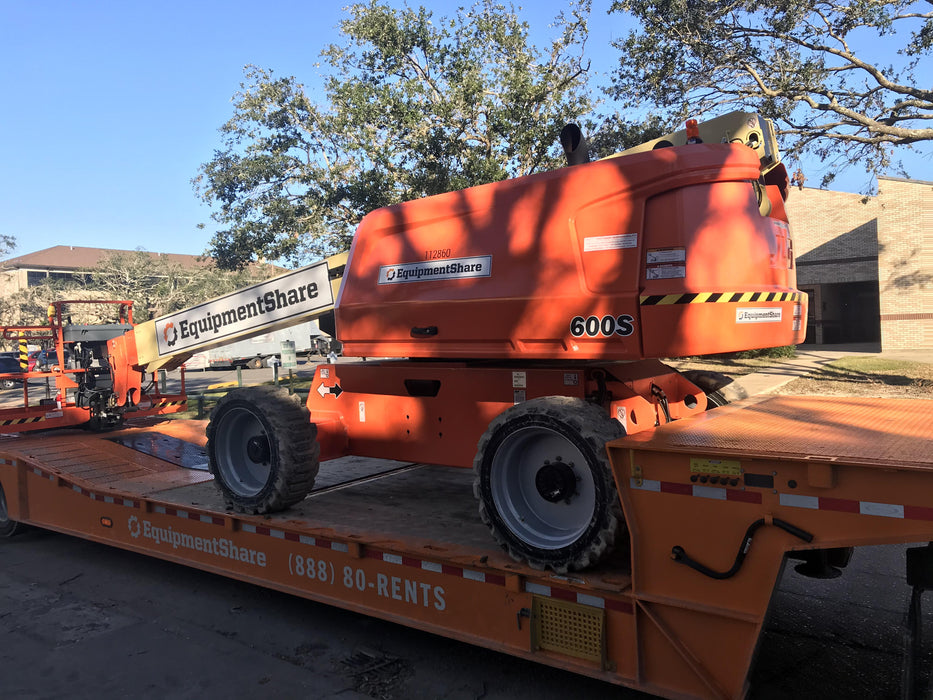 2020 JLG 600S