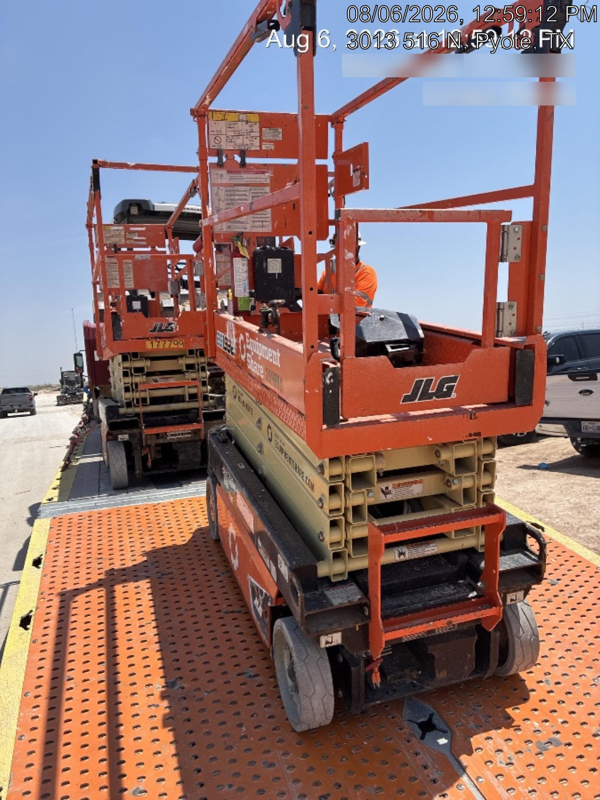 2022 JLG ES1932