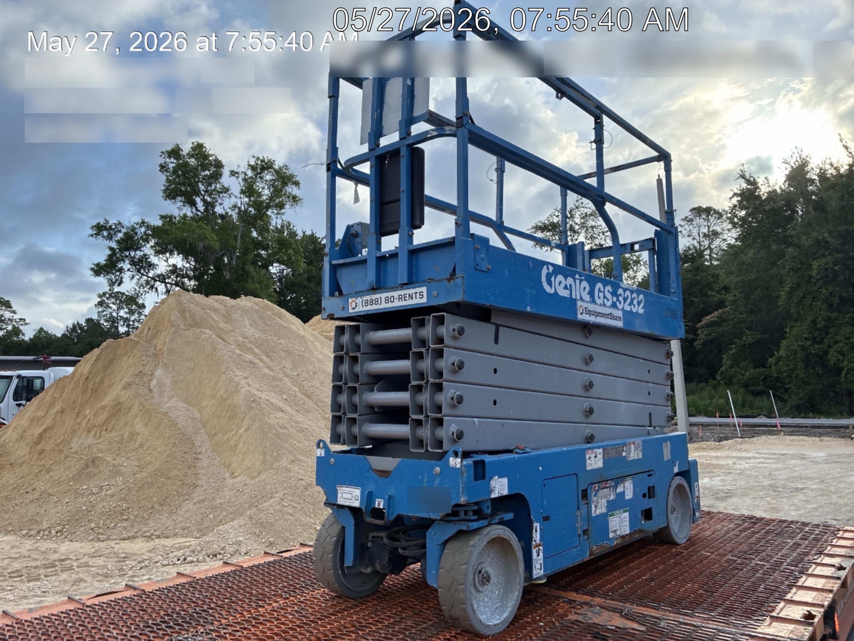 2018 Genie GS-3232 GS-3232 w/Folding rails, Half height swing gate