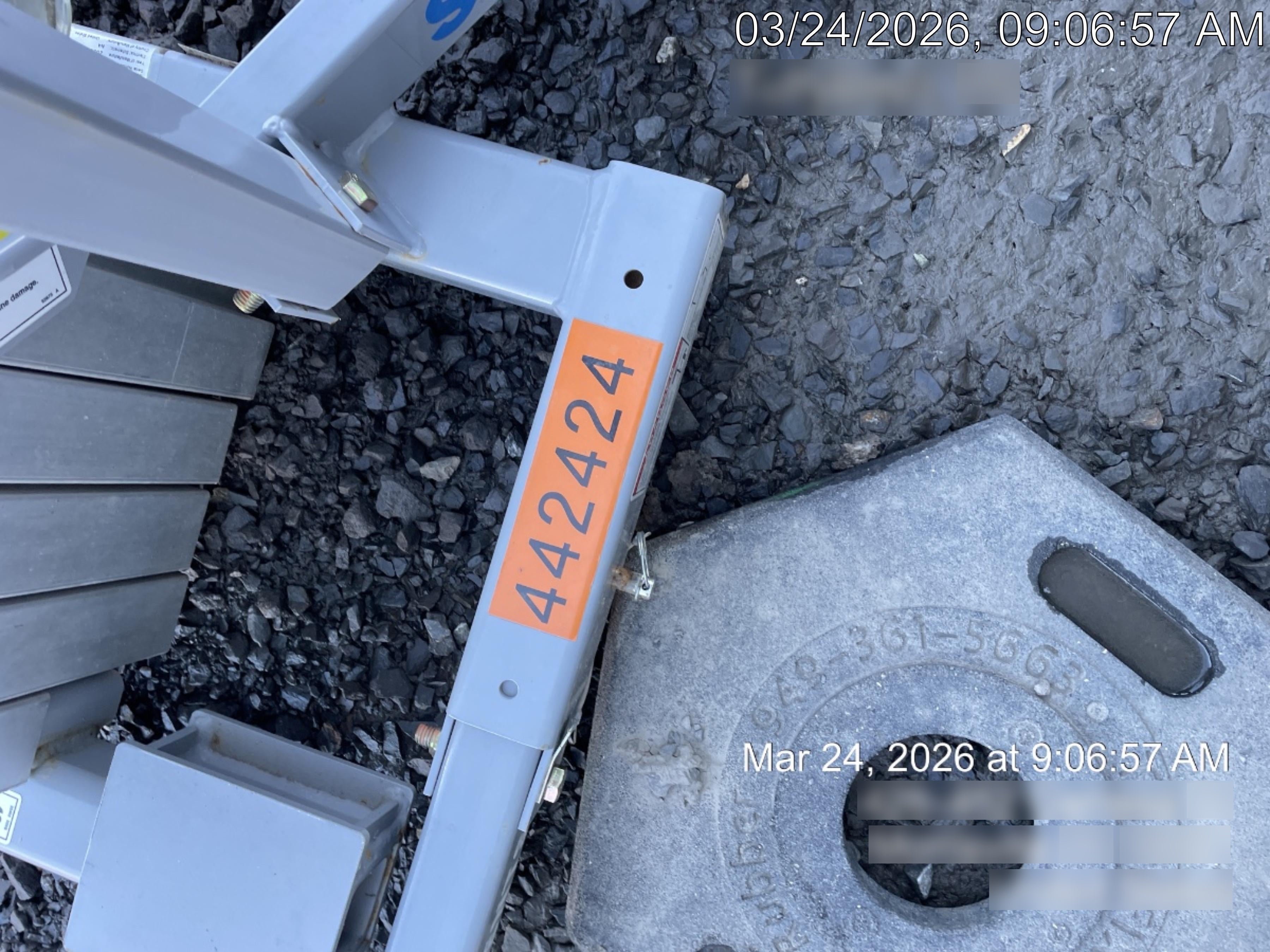 2024 GENIE SLC-24