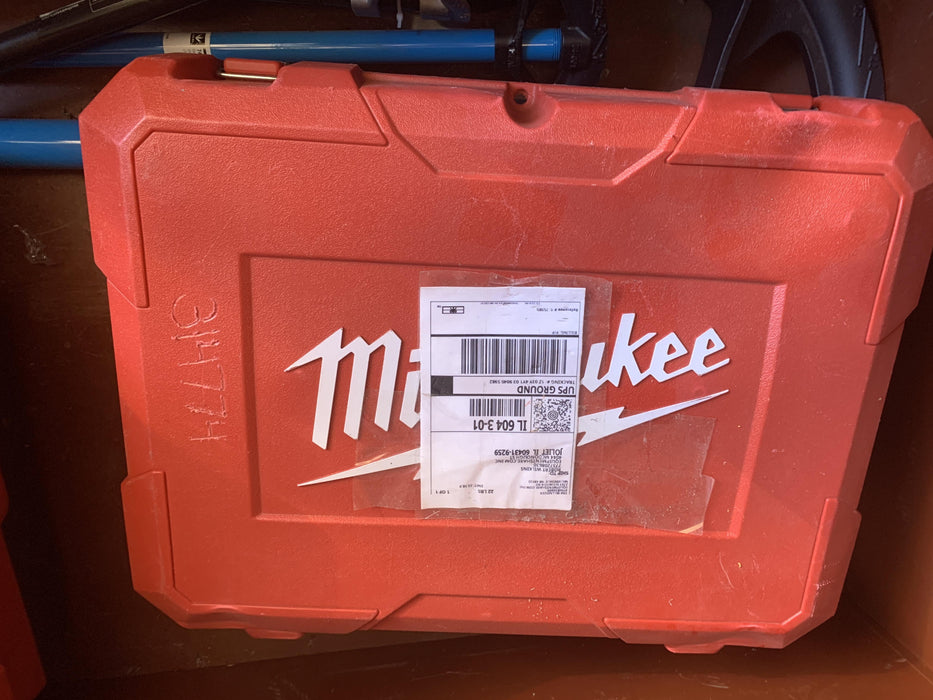 2023 MILWAUKEE 6232-21