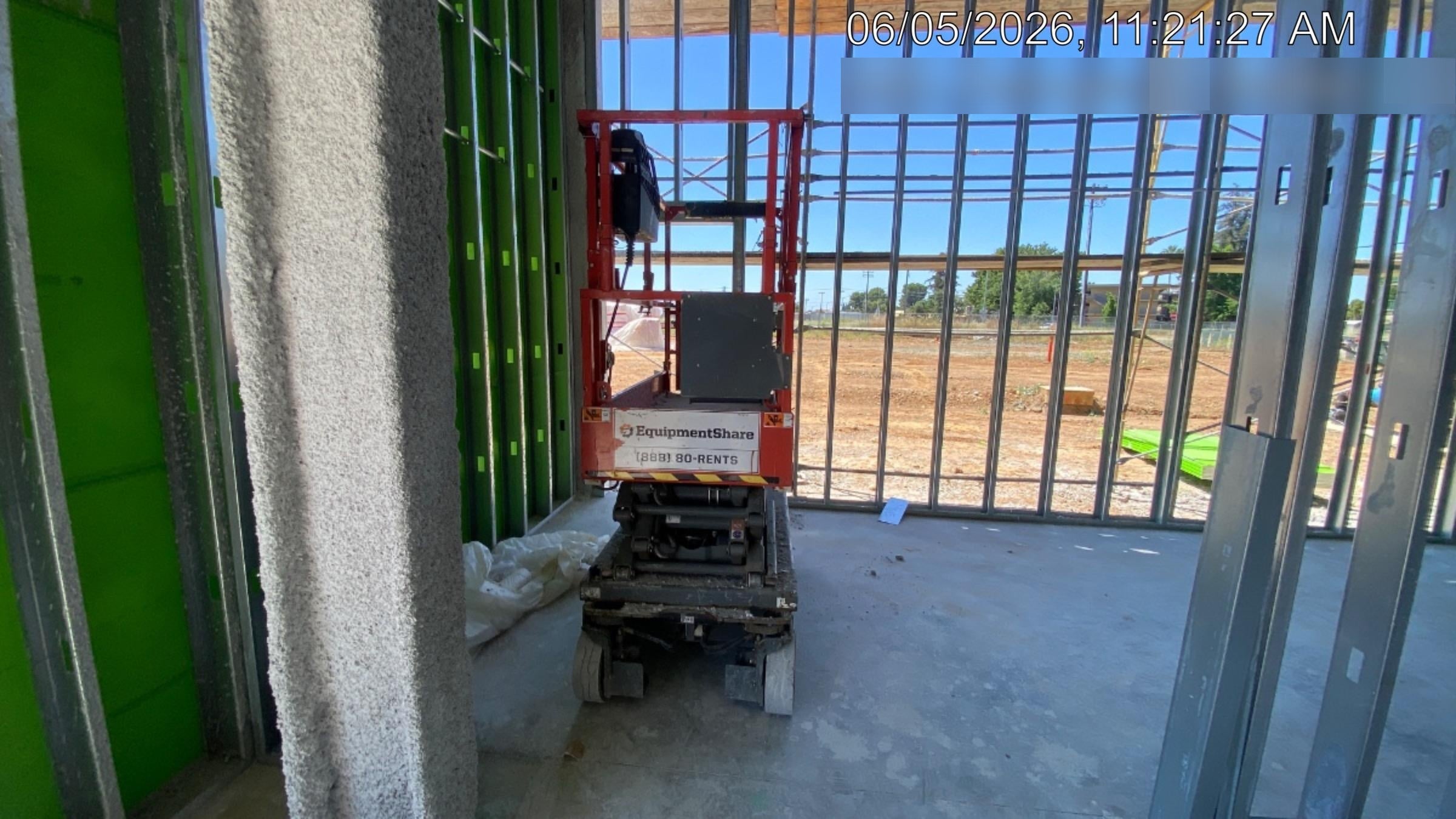 2020 Skyjack SJIII-3219 Solid NM Tires, Half height spring hinged entry gate, Dual Beacons, 800W Inverter
