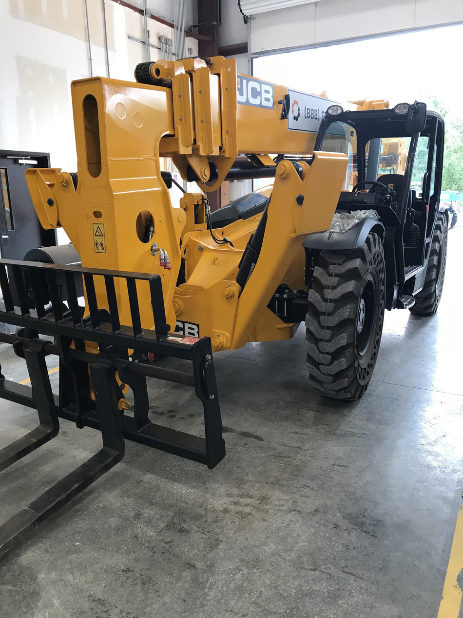 2020 JCB 510-56 Canopy, Solid Tires, Work Lights, Beacon, Aux Hydraulics, Back up Alarm, Lifting Eye, ES Decals