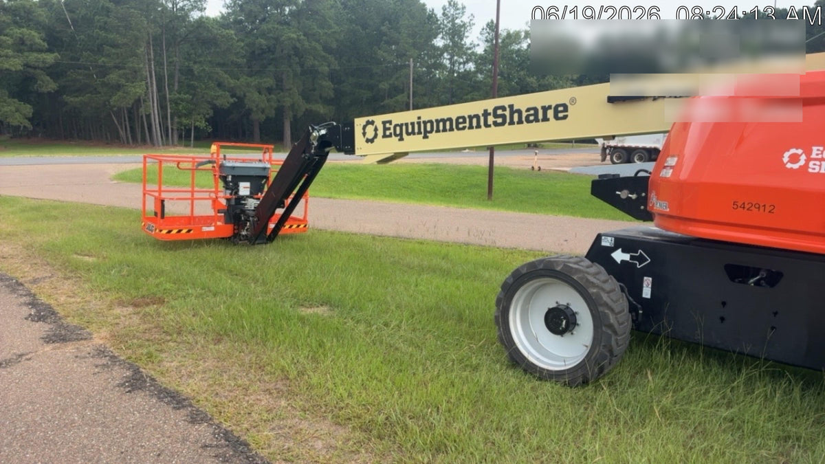 2025 JLG 660SJ