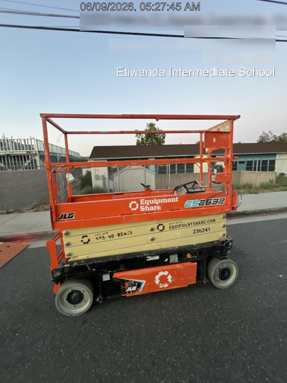 2022 JLG ES2632
