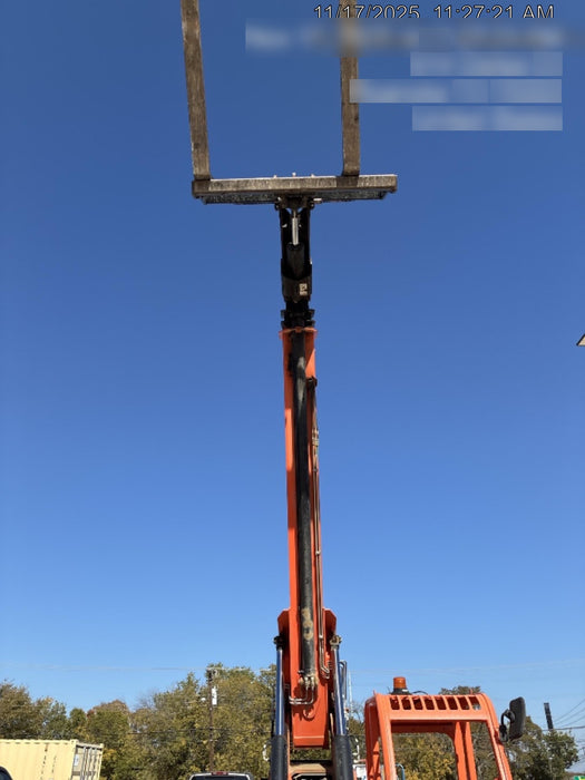 2020 Skytrak 8042 74 Hp, FF Tires, Work Lights, Beacon, Aux Hydraulics, Back up Alarm, Lifting Eye, ES Decals