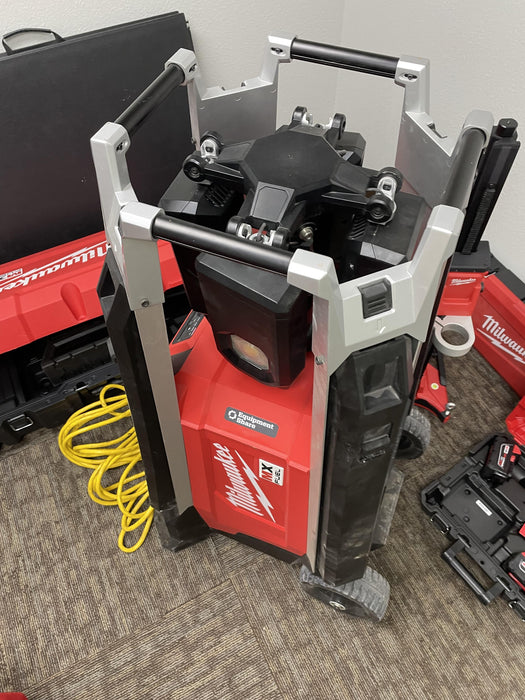 2021 MILWAUKEE MXF041-1XC