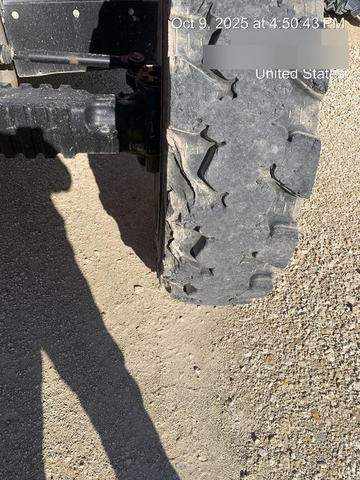 2019 JLG 1255 JLG 1255 T4F w/Open ROPS, Solid Tires, Work Lights/Beacon, 60" Carriage/Forks