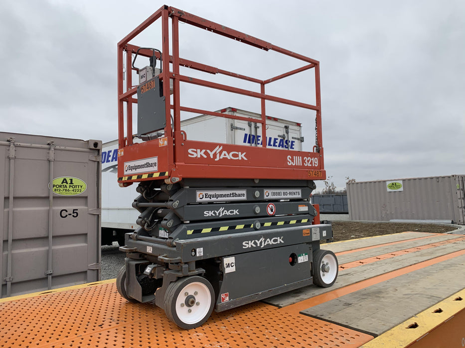 2017 Skyjack SJIII-3219 Standard Rental Specs