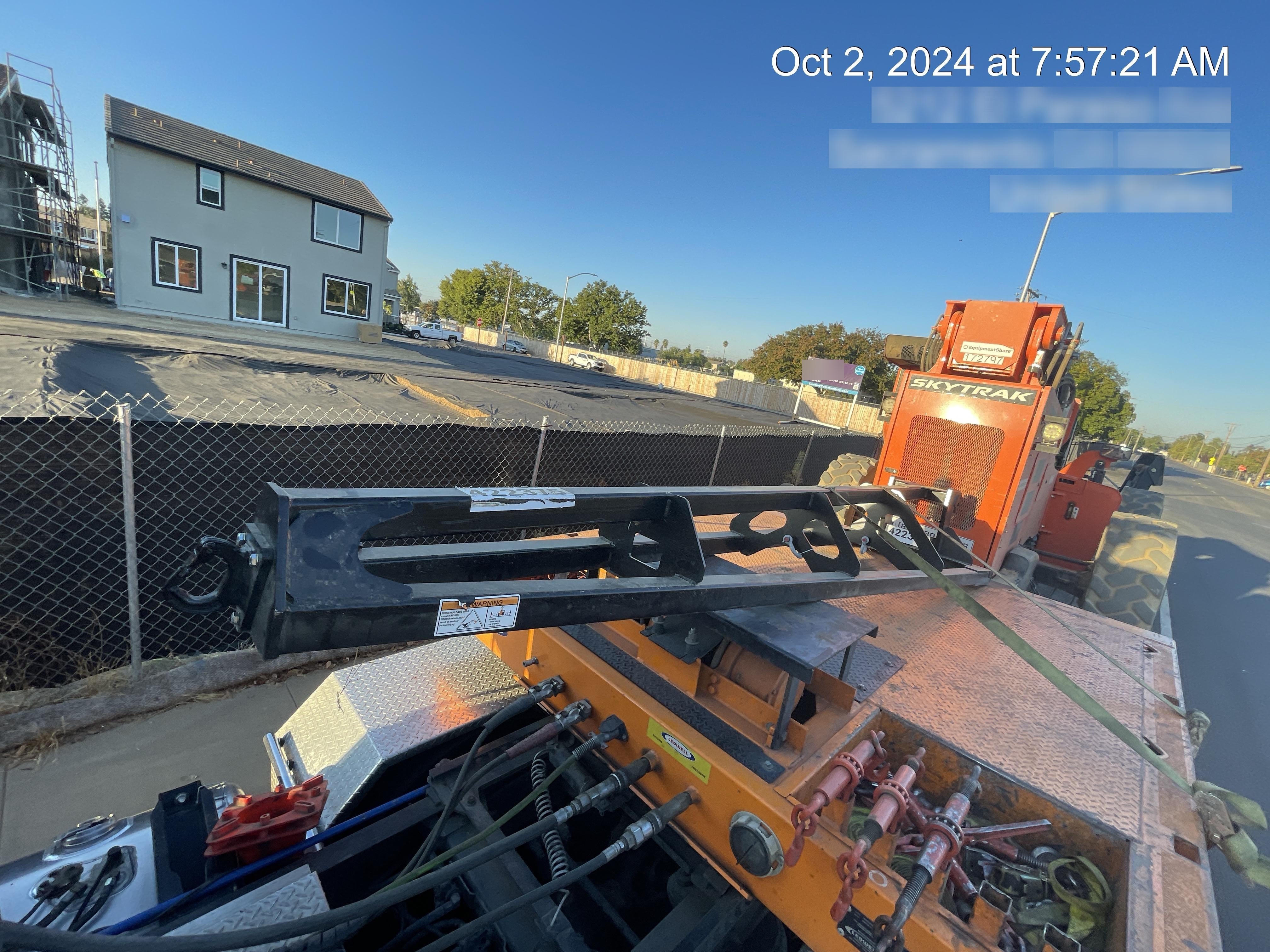 2024 JLG 100275853
