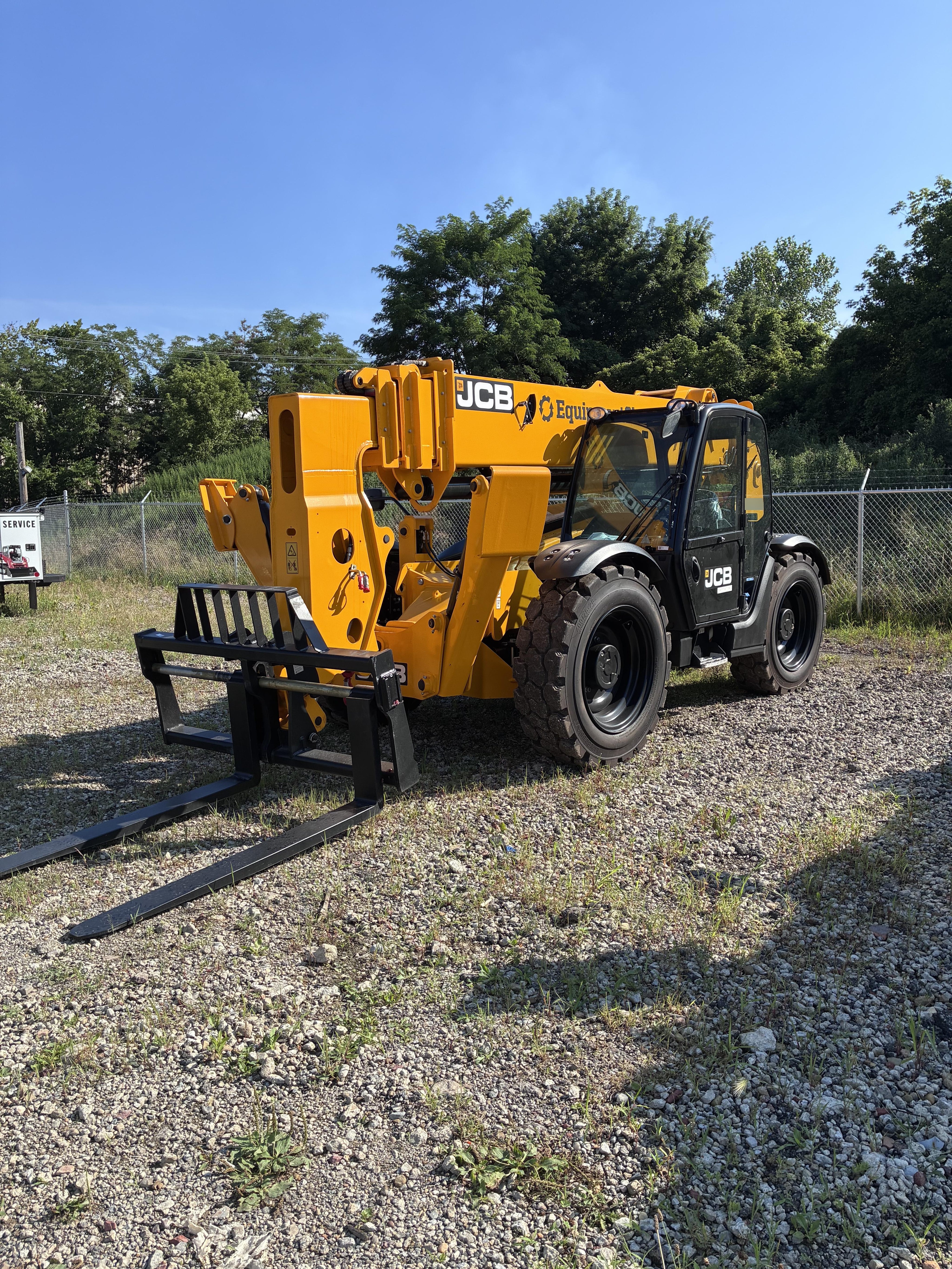 2026 JCB 512-56