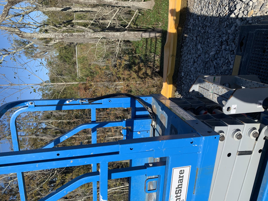 2019 Genie GS-1930 Fixed Rails with Chain Entry