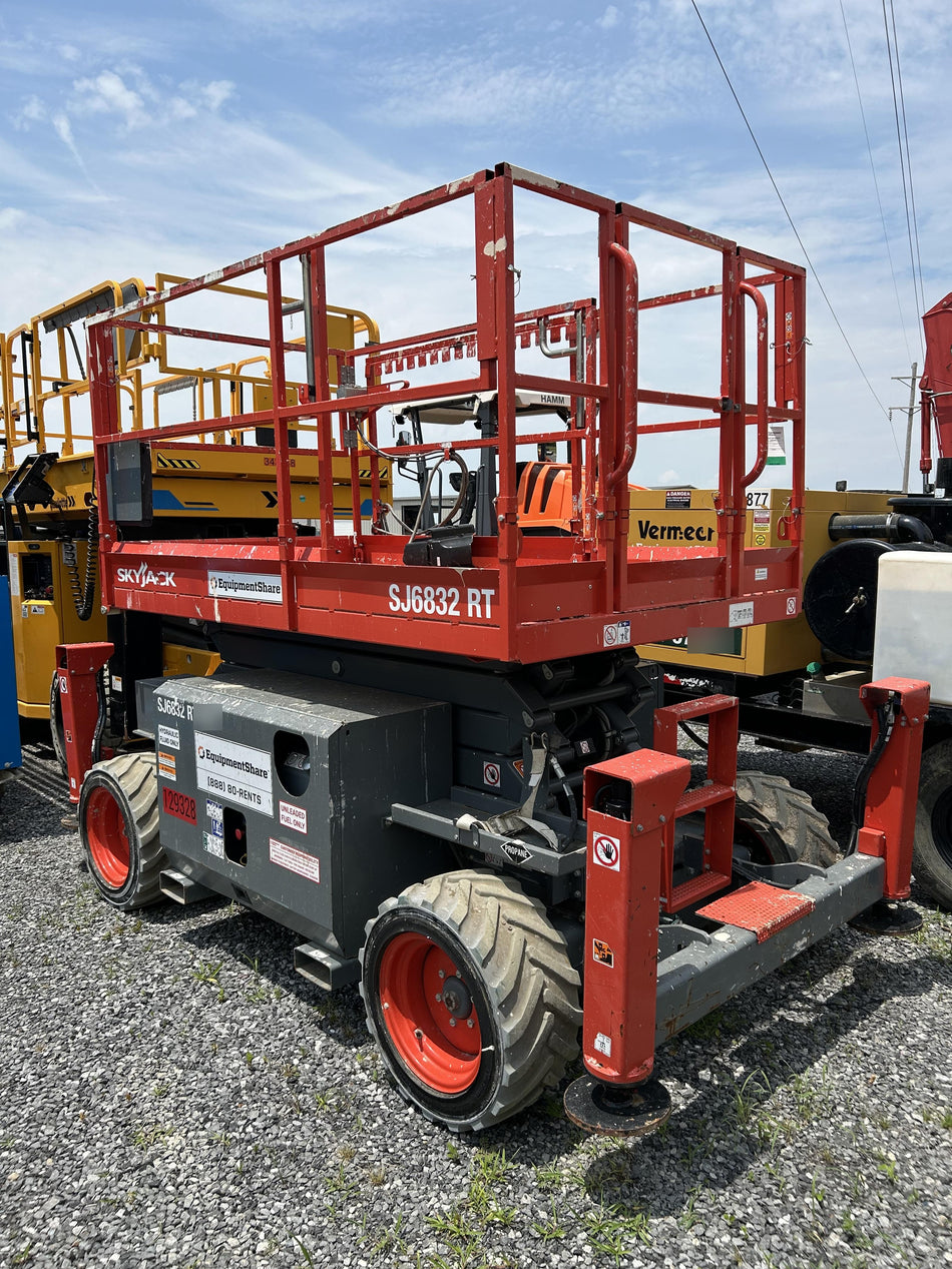 2021 SKYJACK SJ6832 RT