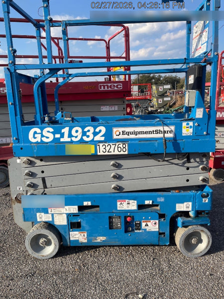 2021 GENIE GS-1932