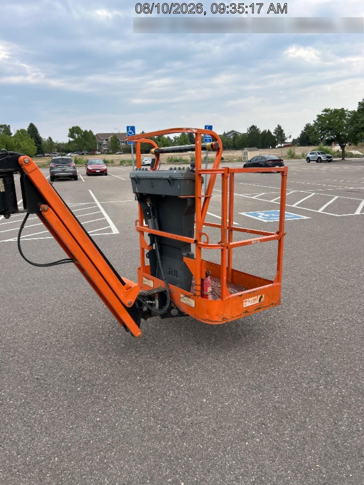 2019 JLG E400AJPN