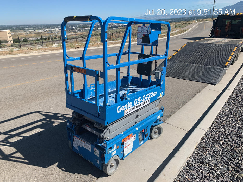 2022 GENIE GS-1432