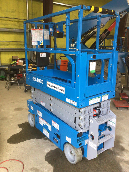 2020 Genie GS-1930 Solid Non Marking Tires, Beacon, Folding rails with half height swing gate, Telematics