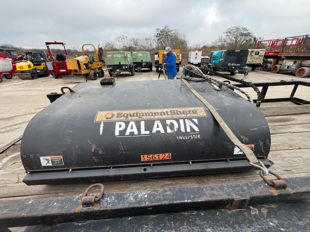 2021 PALADIN Sweepster SB72