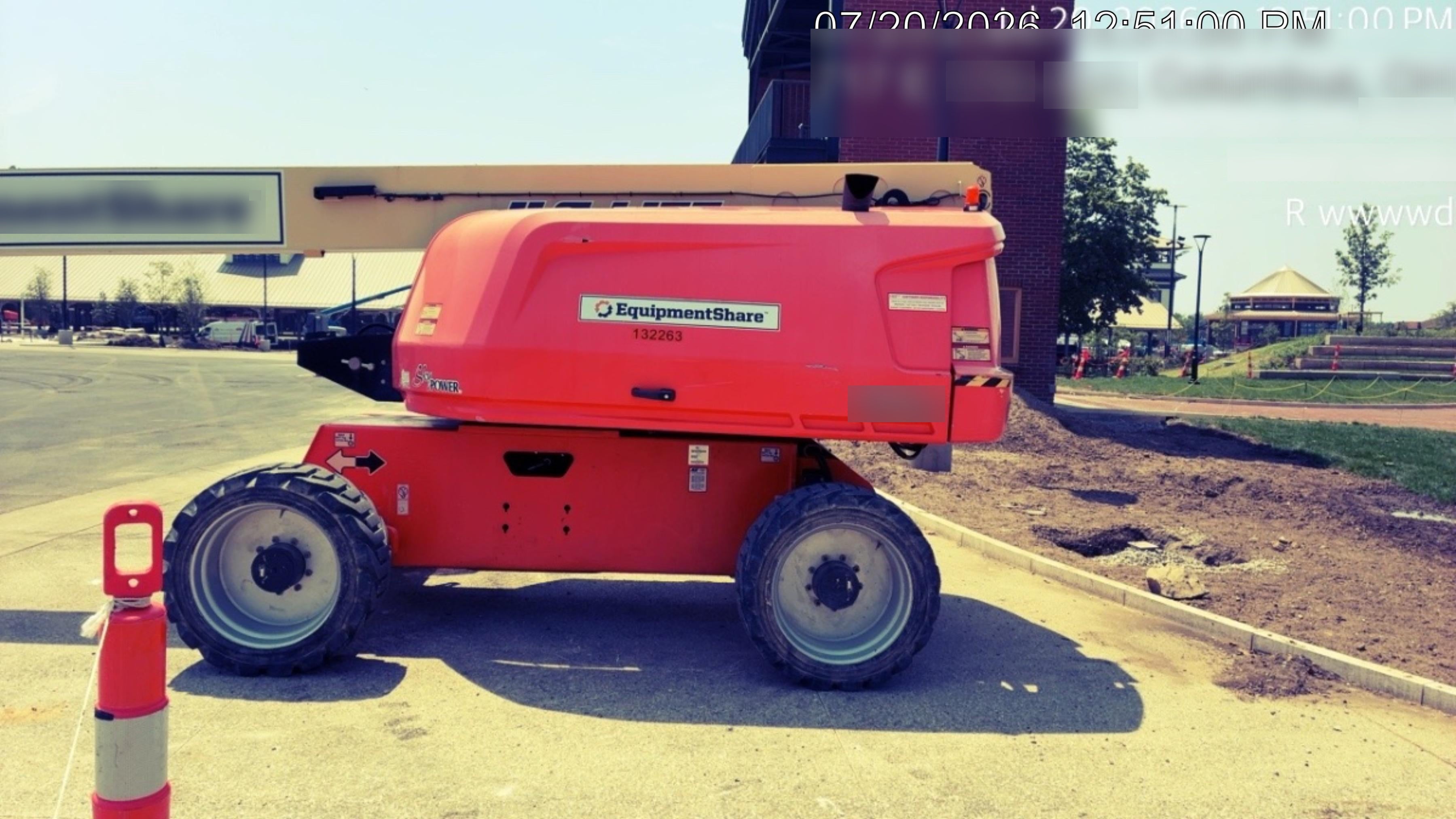 2021 JLG 660SJ