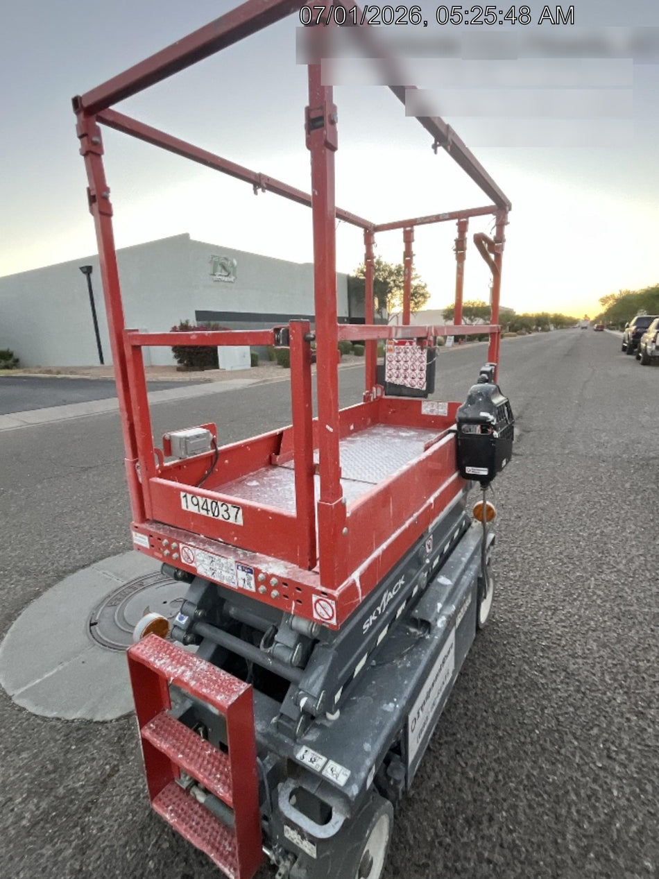 2021 SKYJACK SJ3219