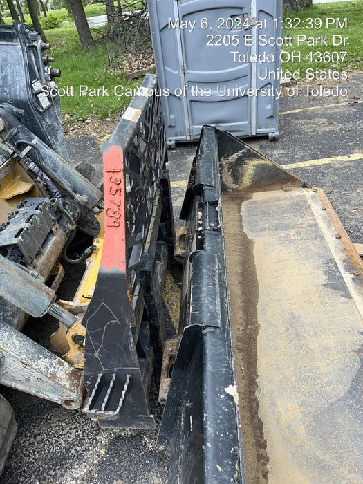 2021 PALADIN 48" Pallet Forks - Paladin