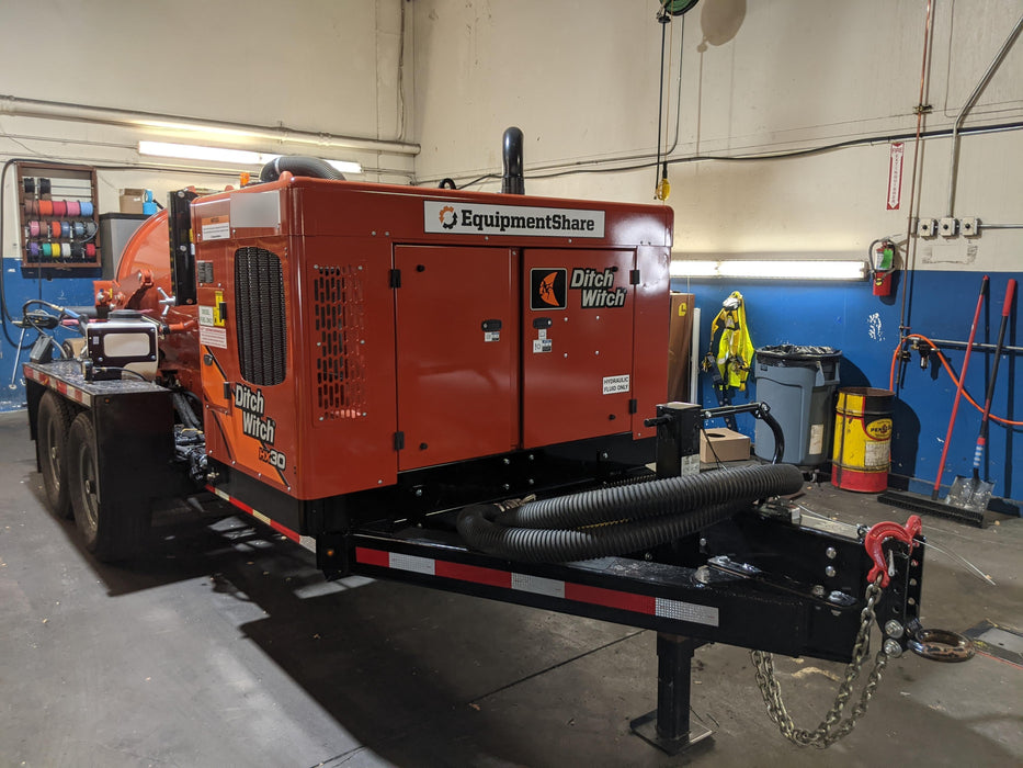 2020 Ditch Witch HX30 500G Spoils Tank, 80G Water Tank, 48" Lance, #3 Nozzel, VT9H 500 GAL HYD TRAILER