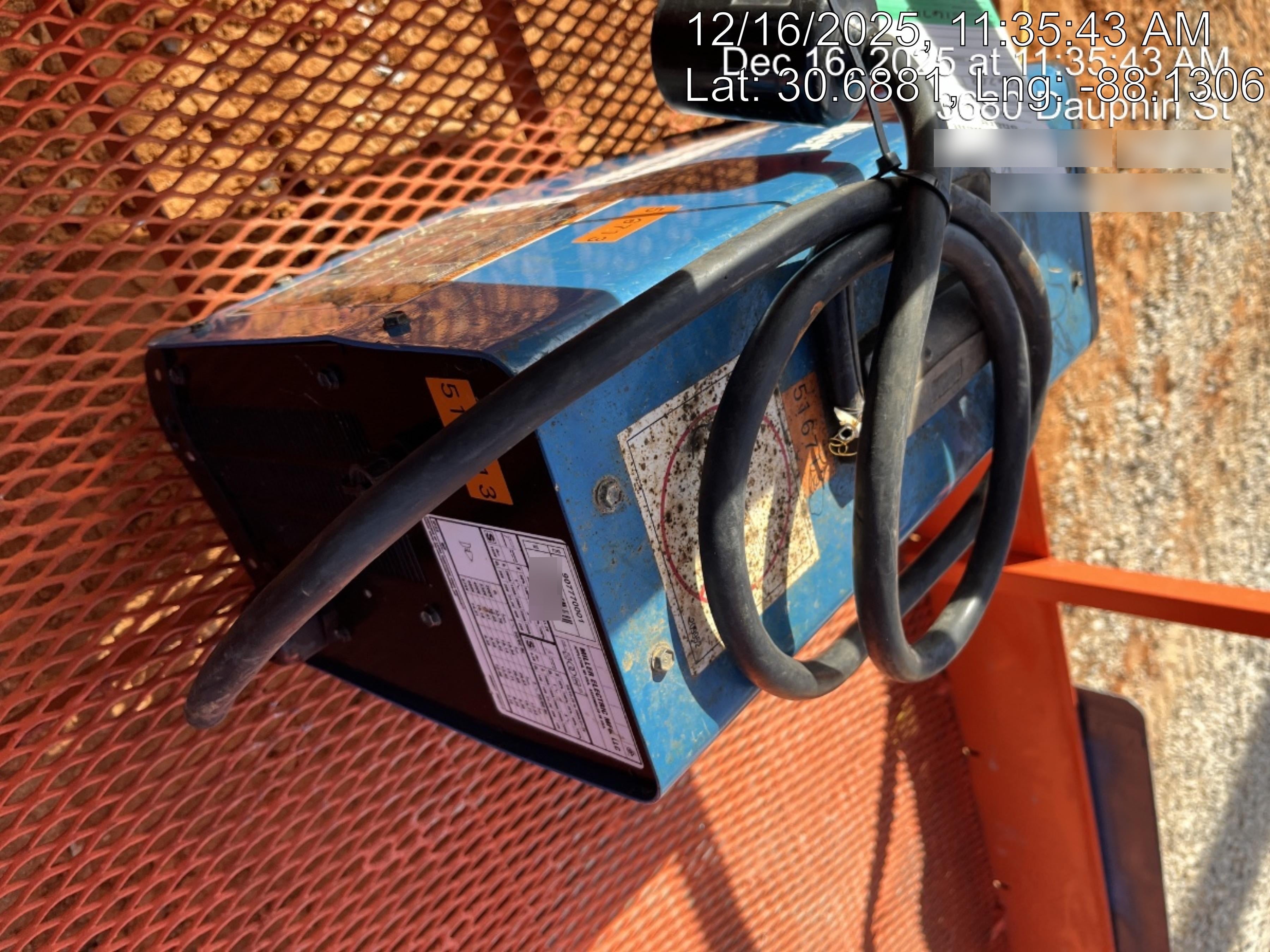 2025 MILLER ELECTRIC CST-282