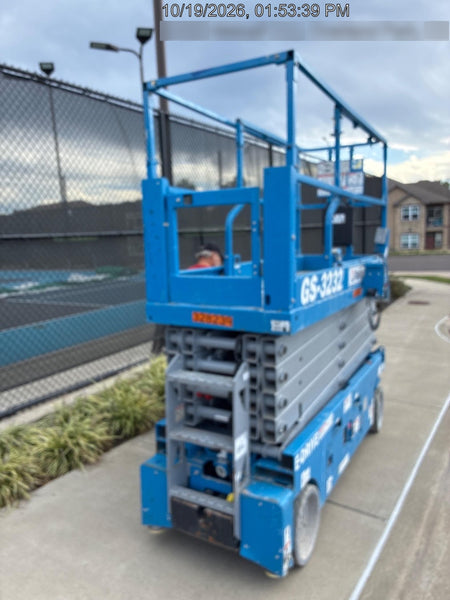 2023 GENIE GS-3232