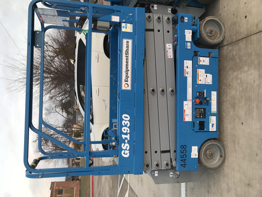 2019 Genie GS-1930 Fixed rails with chain Entry