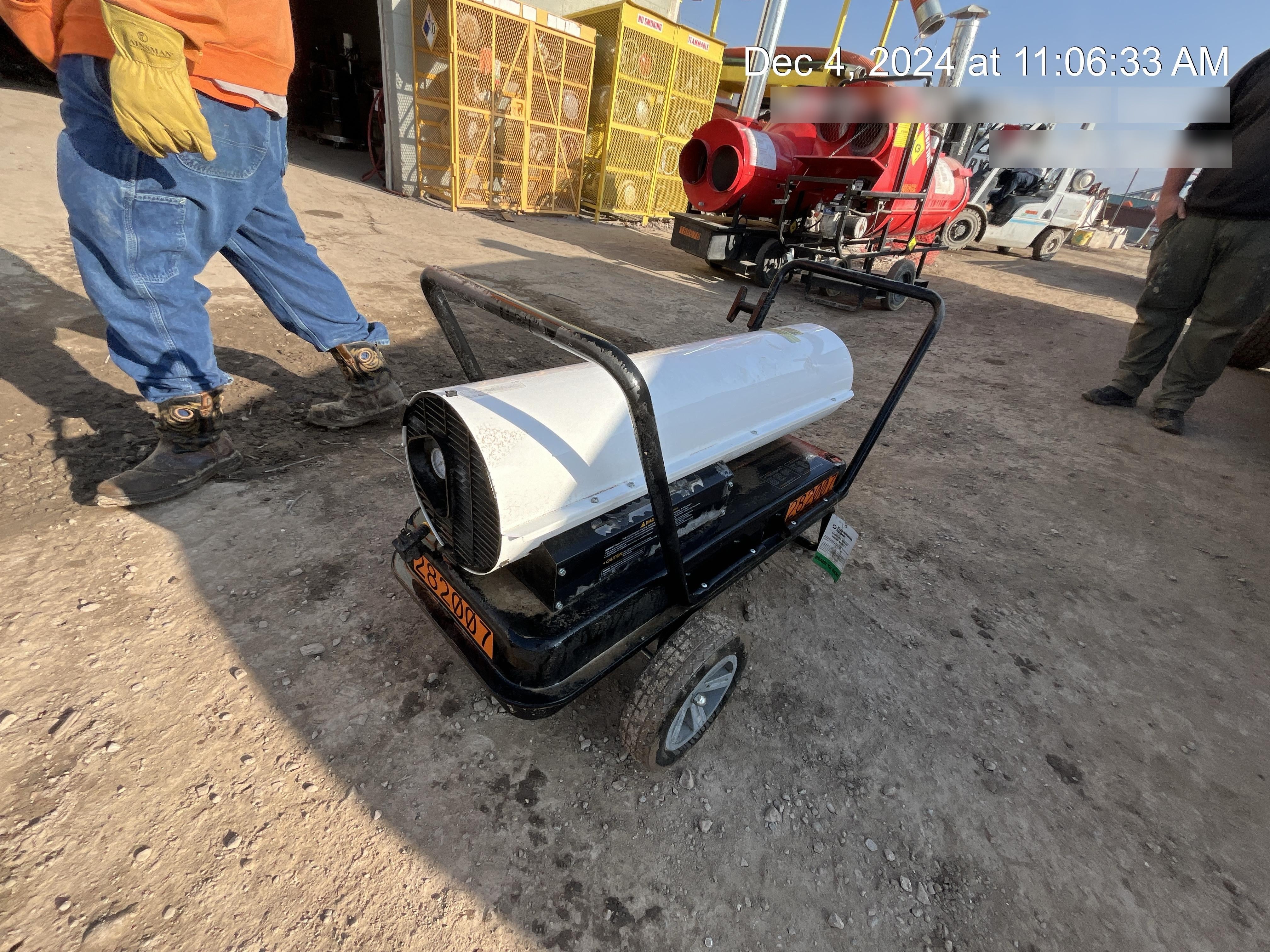 2022 LB WHITE Tradesman K175