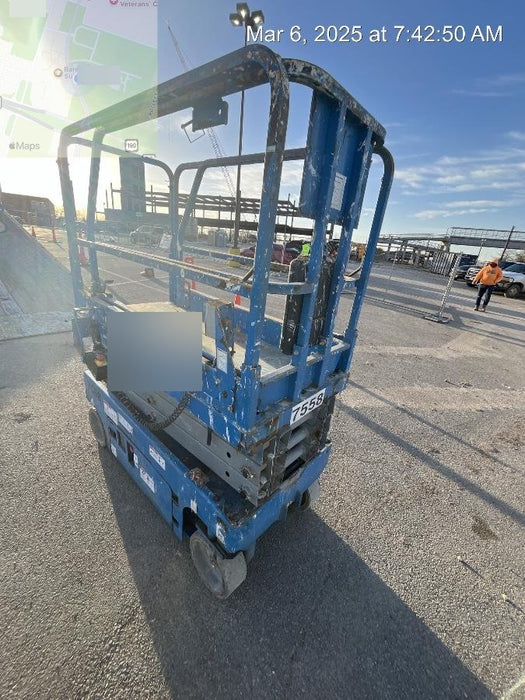 2017 Genie GS-1930 Genie GS-1930 Lift w/Fixed Rail and Chain Entry