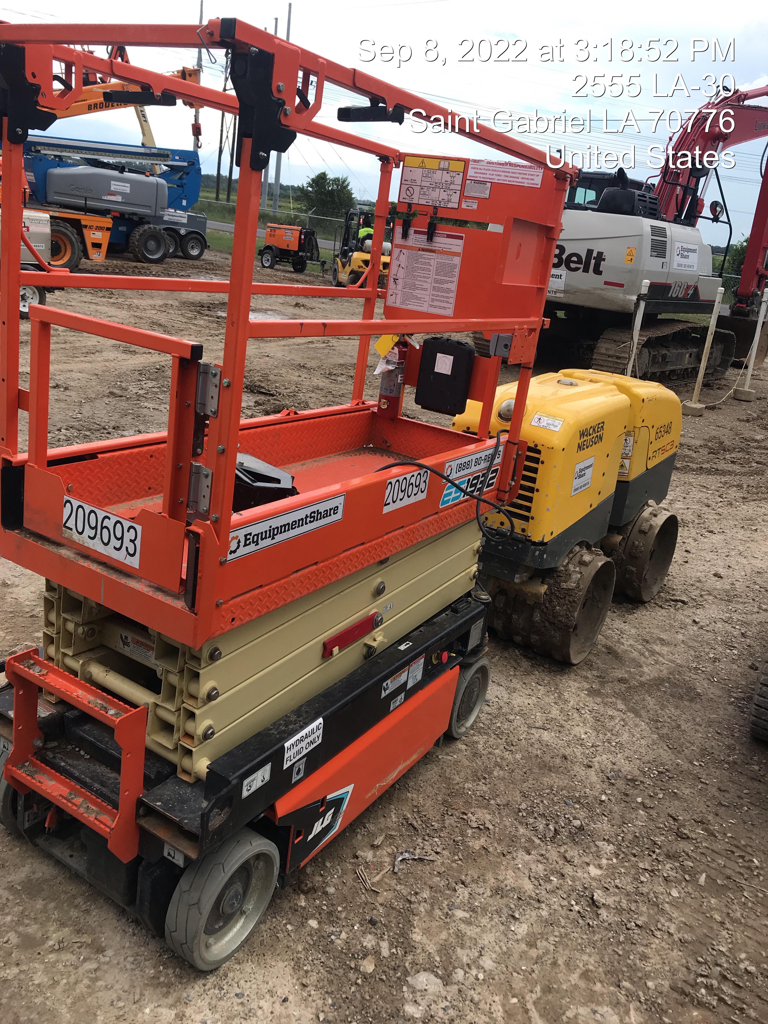 2022 JLG ES1932