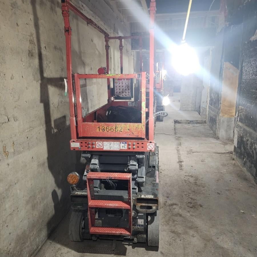 2021 SKYJACK SJ3219