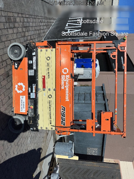 2022 JLG R1932