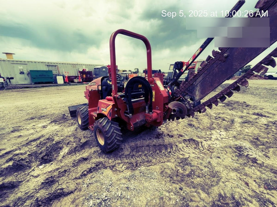 2019 DITCH WITCH RT45A