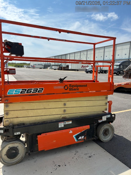 2022 JLG ES2632