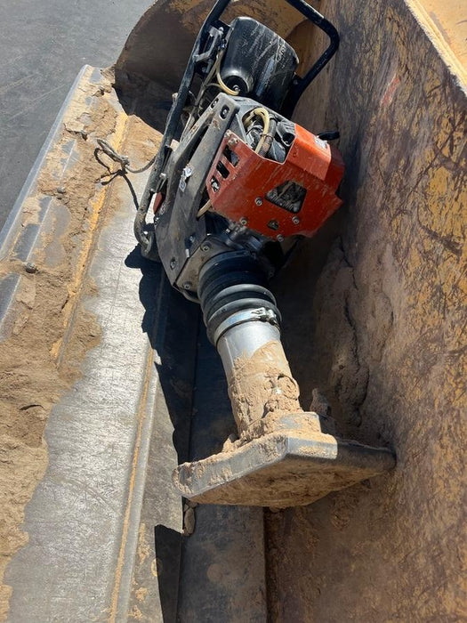 2024 HUSQVARNA LT5005