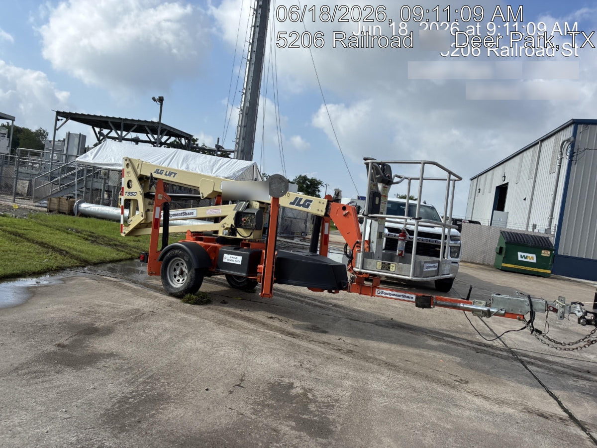 2022 JLG T350