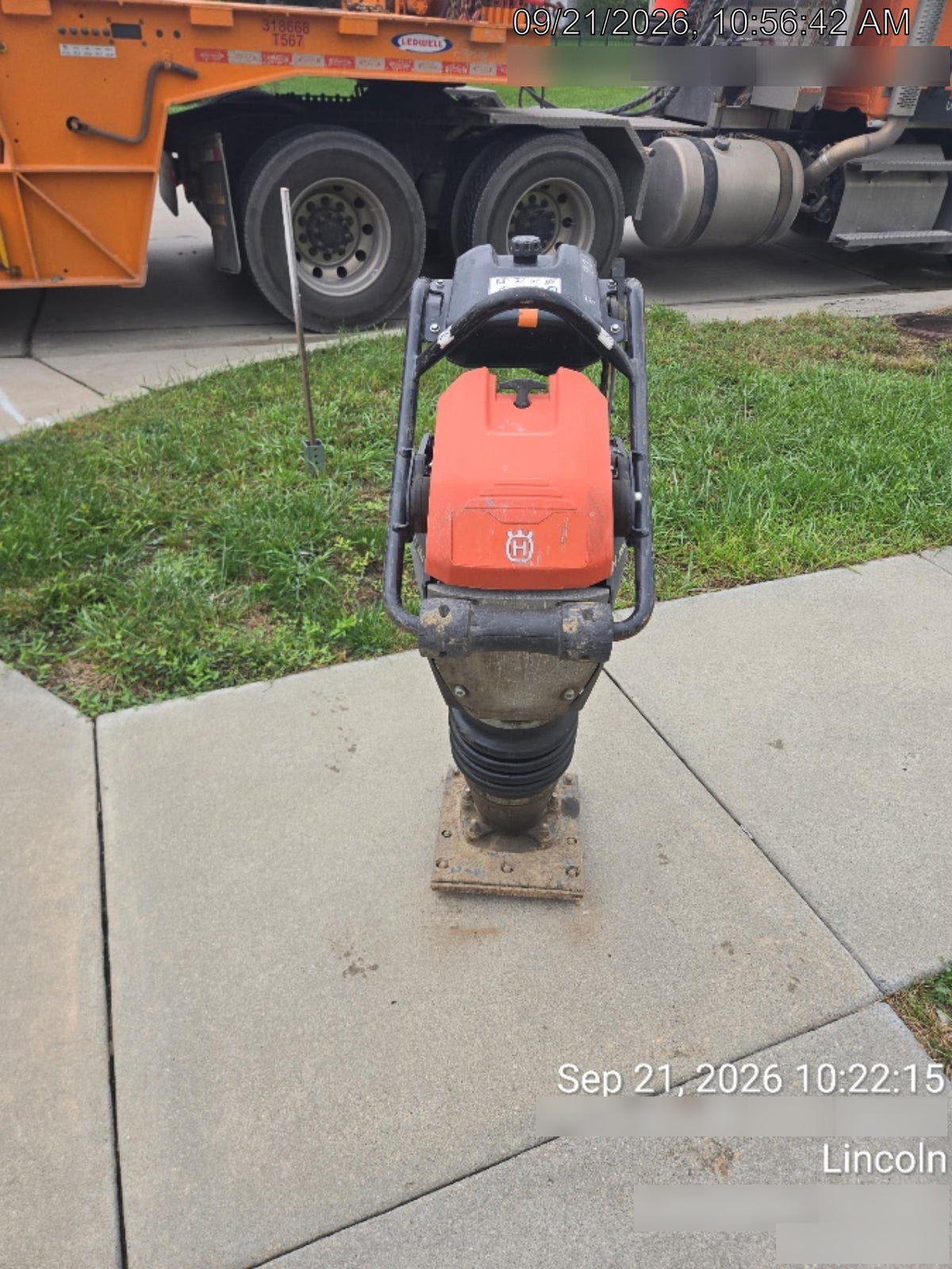 2025 HUSQVARNA LT6005