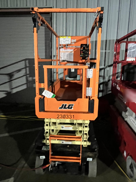 2022 JLG ES1932