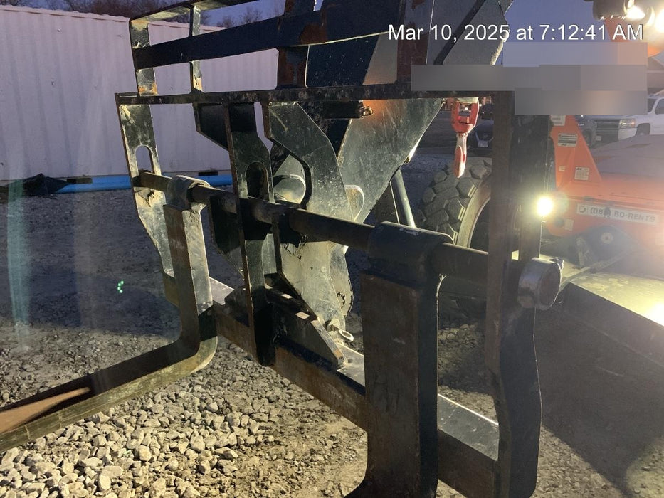 2020 Skytrak 10054 74 Hp, Cab/Heat/Air, FF Tires, Work Lights, Beacon, Aux Hydraulics, Back up Alarm, Lifting Eye, ES Decals