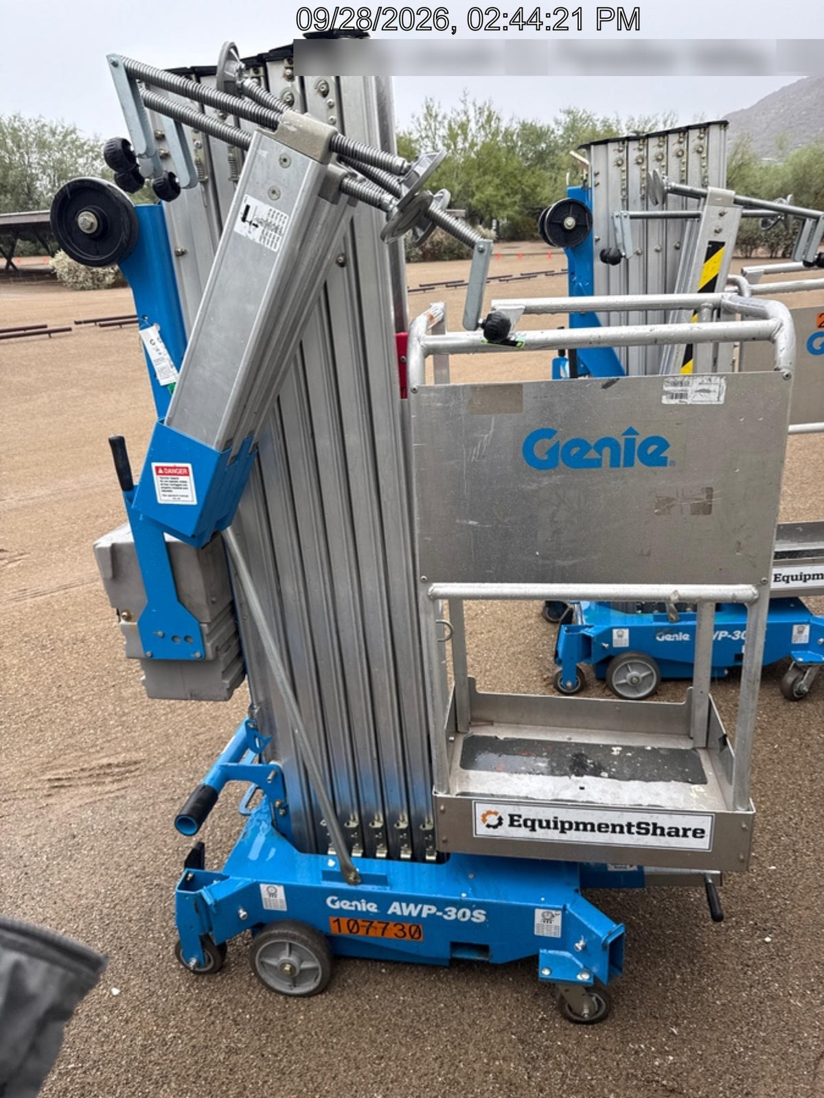 2020 GENIE AWP-30S