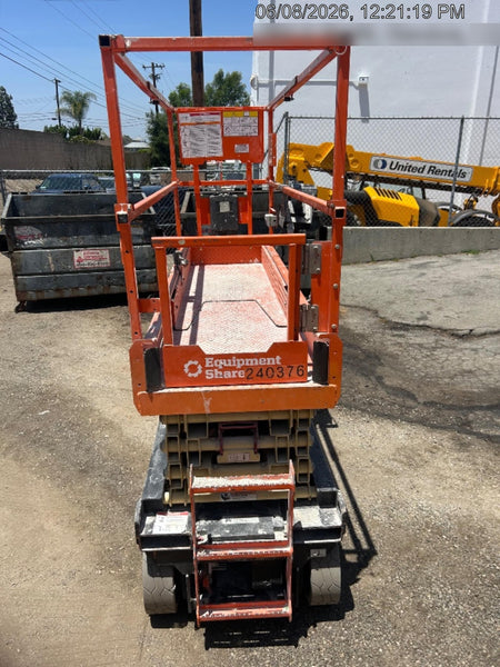 2022 JLG ES2632