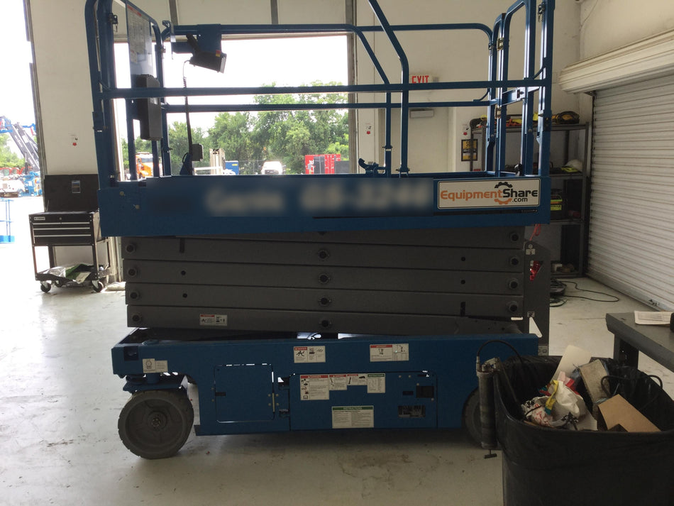 2017 GENIE GS-3246