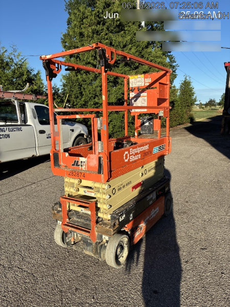 2022 JLG ES1932