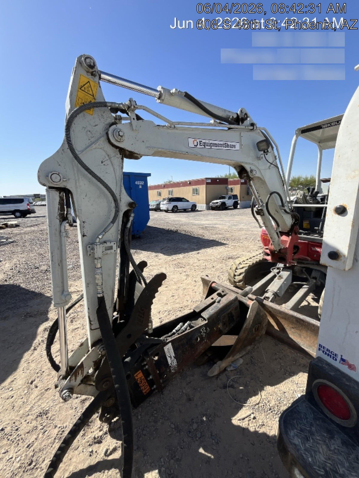 2022 TAKEUCHI TB235-2R